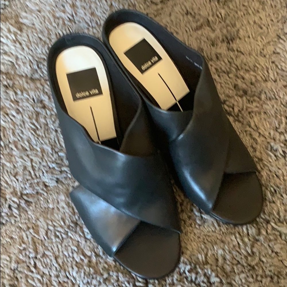 Dolce Vita leather sandals